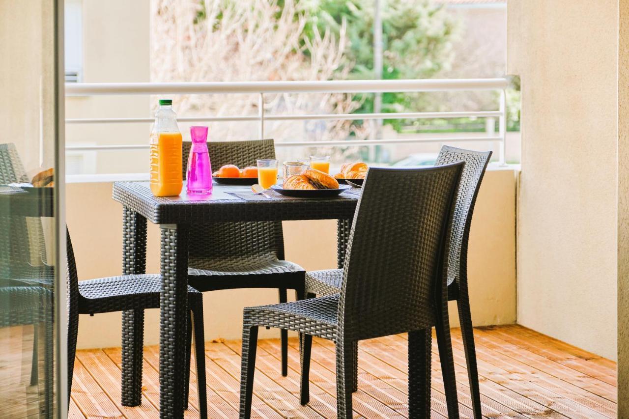 Tout confort ! Calme, Climatisation, Piscine, Parking Gratuit, Grande Terrasse, Netflix, Wifi Carcassonne Esterno foto