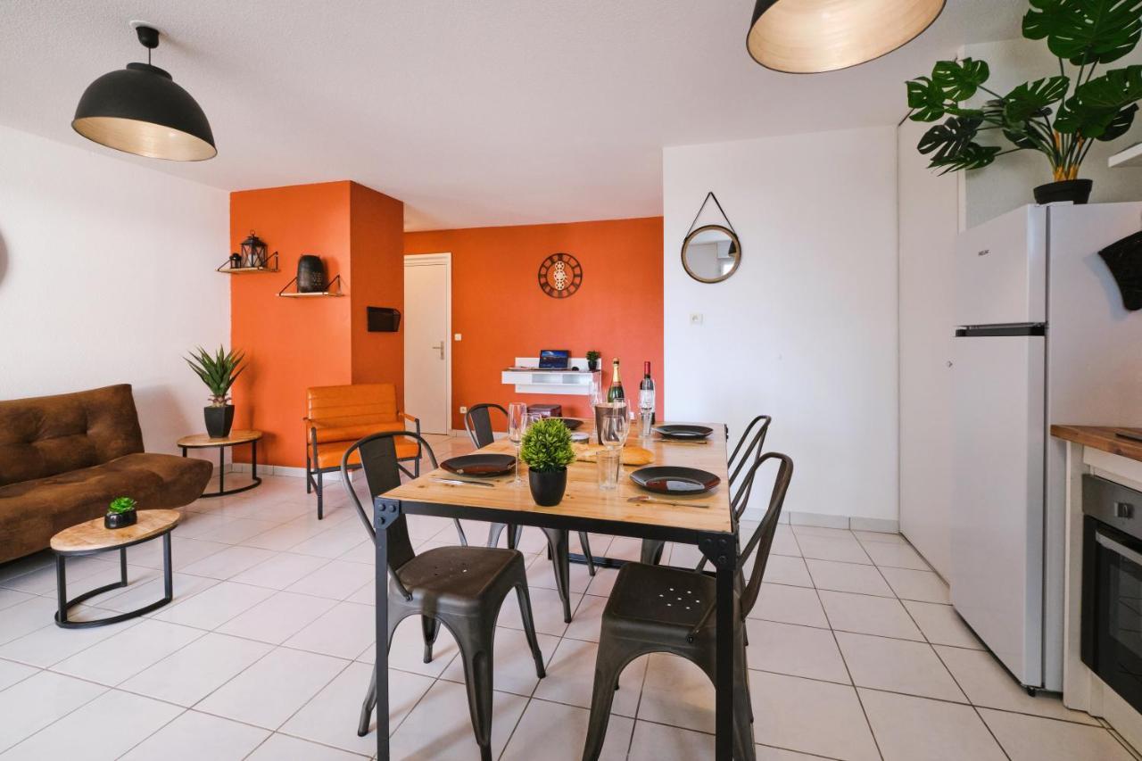 Tout confort ! Calme, Climatisation, Piscine, Parking Gratuit, Grande Terrasse, Netflix, Wifi Carcassonne Esterno foto